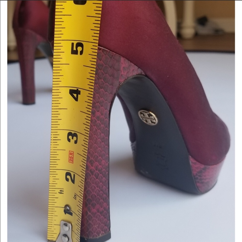 Tory Burch Satin Snakeskin Peep Toe Platform Heels Gem